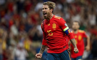 海博电竞热评-凯西头球摆渡助攻队友得分